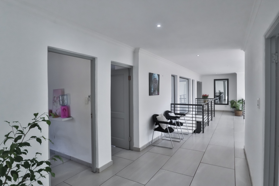 4 Bedroom Property for Sale in WestLake Country Safari Estate North West